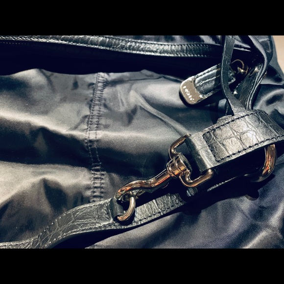 DKNY Nylon Black Messenger Bag - Picture 4 of 4